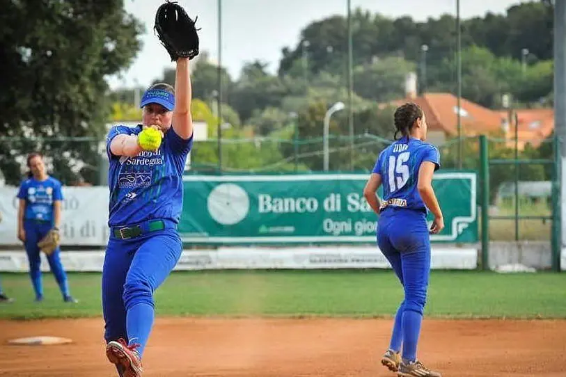 La Nuoro Softball in campo al Francesco Sanna (foto Vanna Chessa)