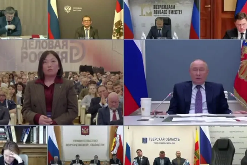 Putin: Russia risponderà ad attacchi su raffinerie e impianti