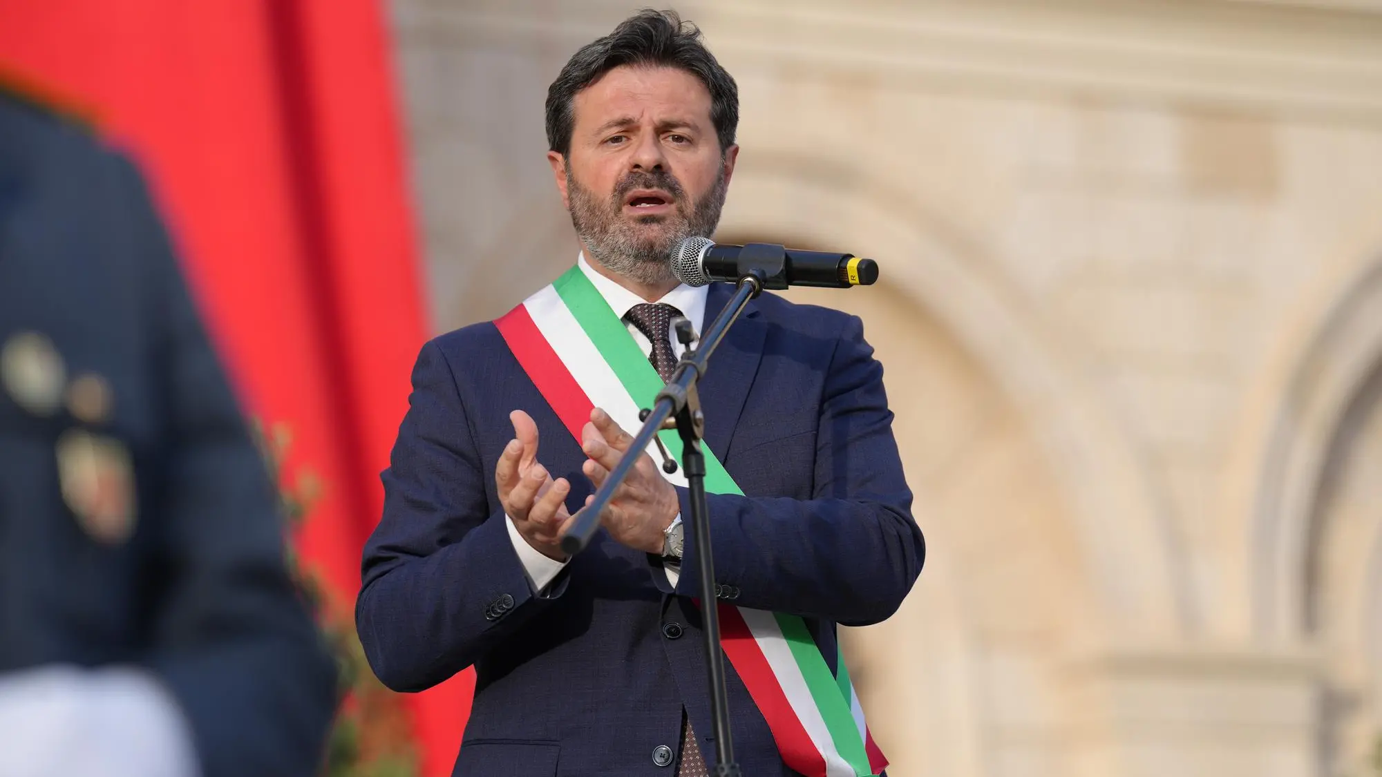 https://immagini.unionesarda.it/version/c:OTZiNDM1YmItZDYzNC00:MGY4YWIwM2YtM2UzMC00/image.webp?f=16:9
