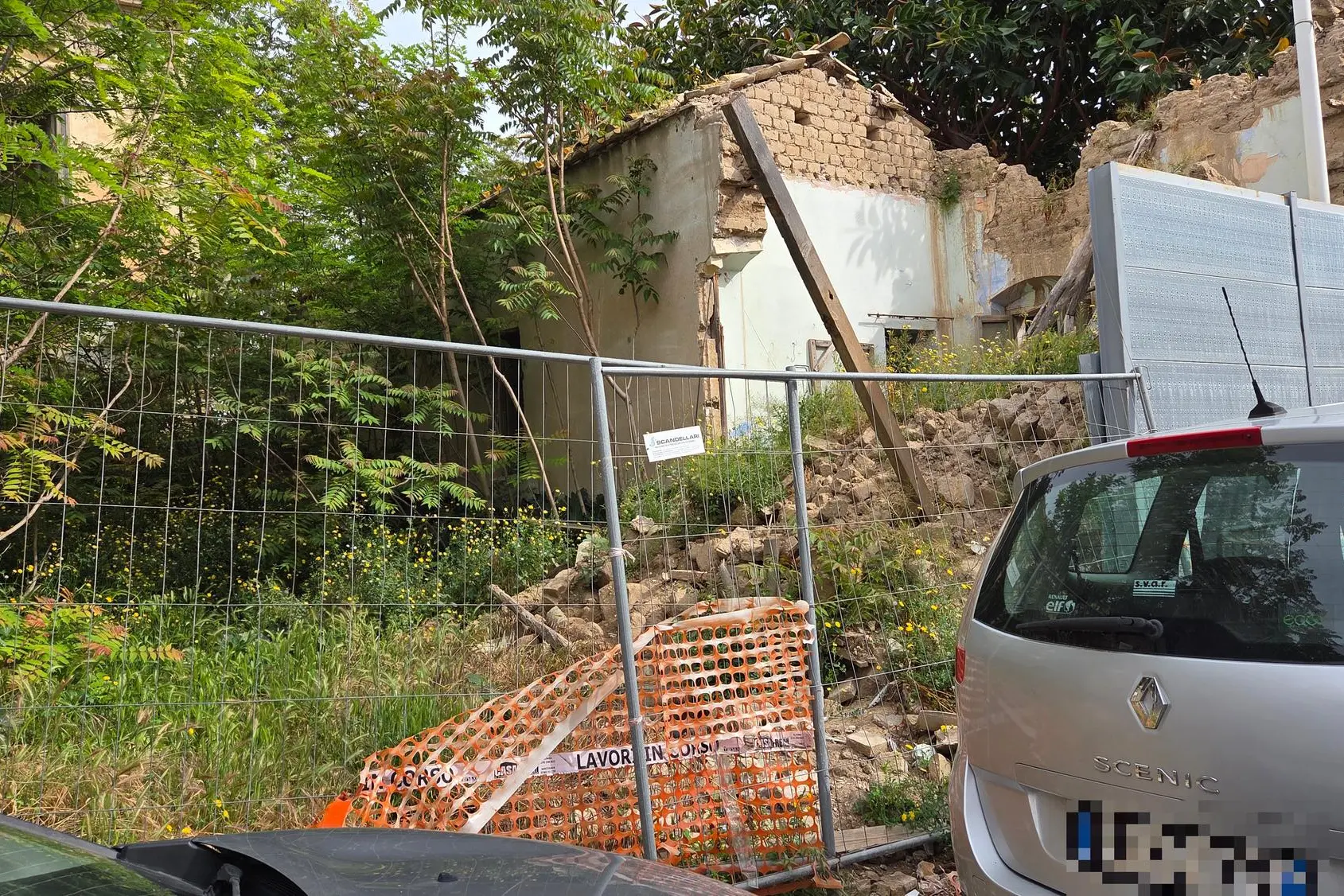 La recinzione a Villa Fadda (foto Daga)