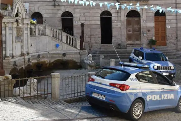 Il Commissariato di Polizia ad Ozieri (foto Polizia)