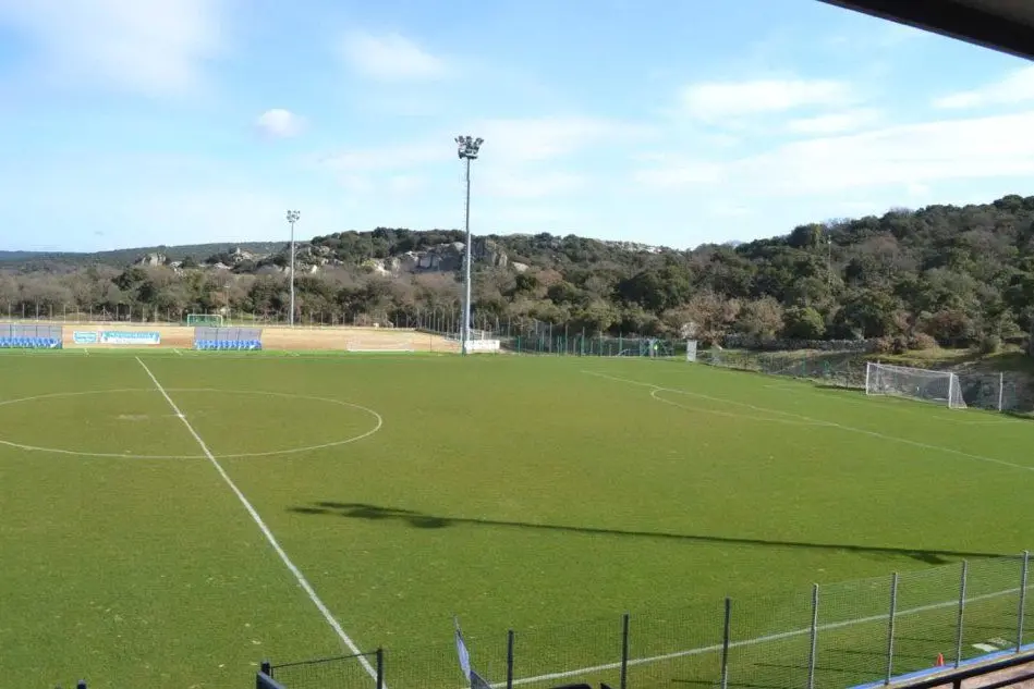 Il campo sportivo "Borucca" di Buddusò (L'Unione Sarda - Tellini)