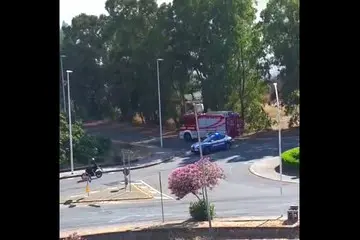 Ennesimo incendio alla periferia nord di Carbonia