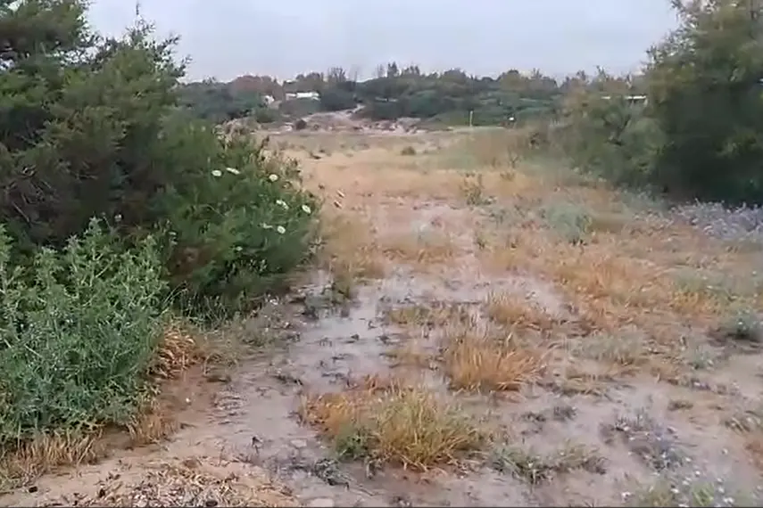 La perdita d'acqua nei pressi della spiaggia di Tanca Manna