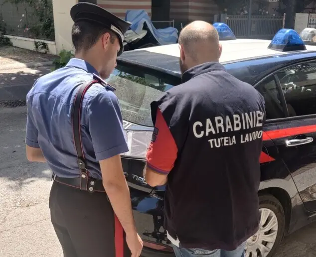 Lavoro, irregolarità nel 56 per cento delle aziende