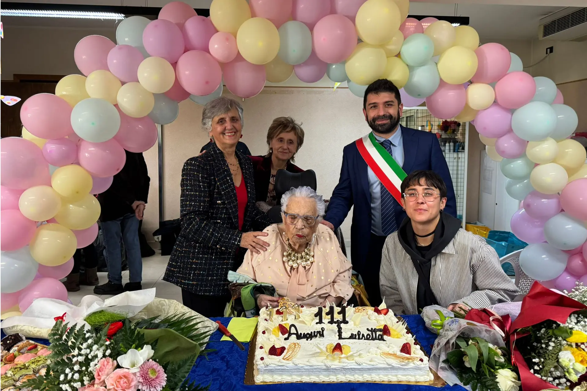 La festa per i 111 anni di Luisetta Mercalli