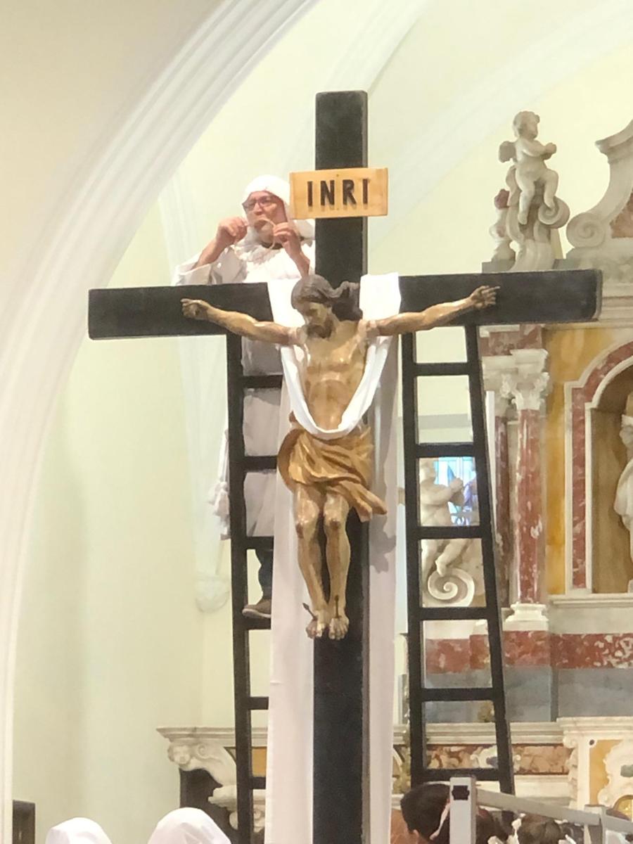 San Gavino, fede e tradizione nel rito del venerdì santo de “Su Scravamentu”