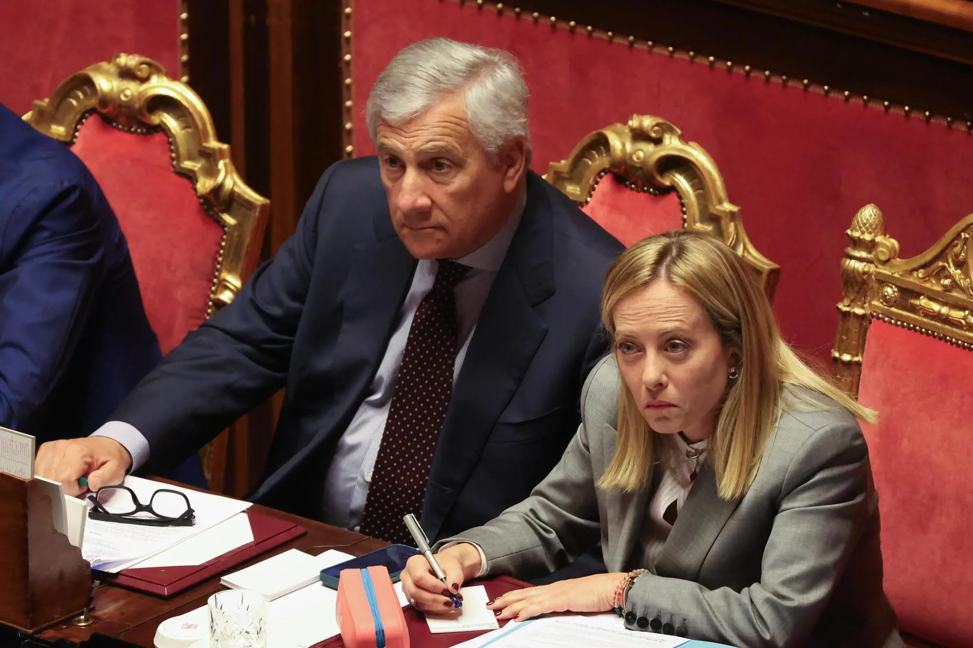 Antonio Tajani, ministro degli Affari Esteri e della Cooperazione Internazionale e Giorgia Meloni presidente del Consiglio dei ministri della Repubblica Italiana, durante la seduta del Senato in vista del Consiglio Europeo. Roma, 24 giugno 2025. ANSA/Emanuele Valeri