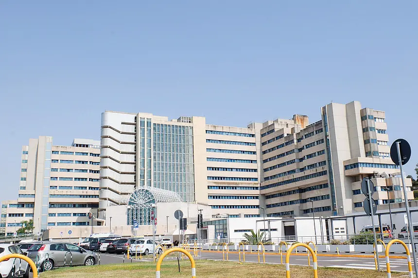 L'ospedale Brotzu (Archivio L'Unione Sarda)