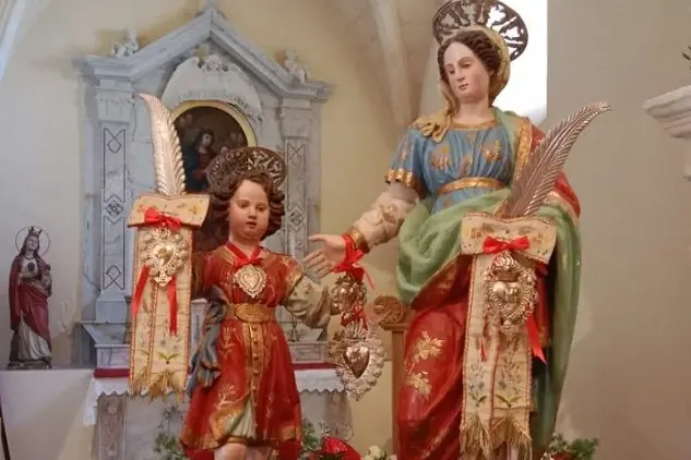 La statua dei santi Quirico e Giulitta (foto concessa)