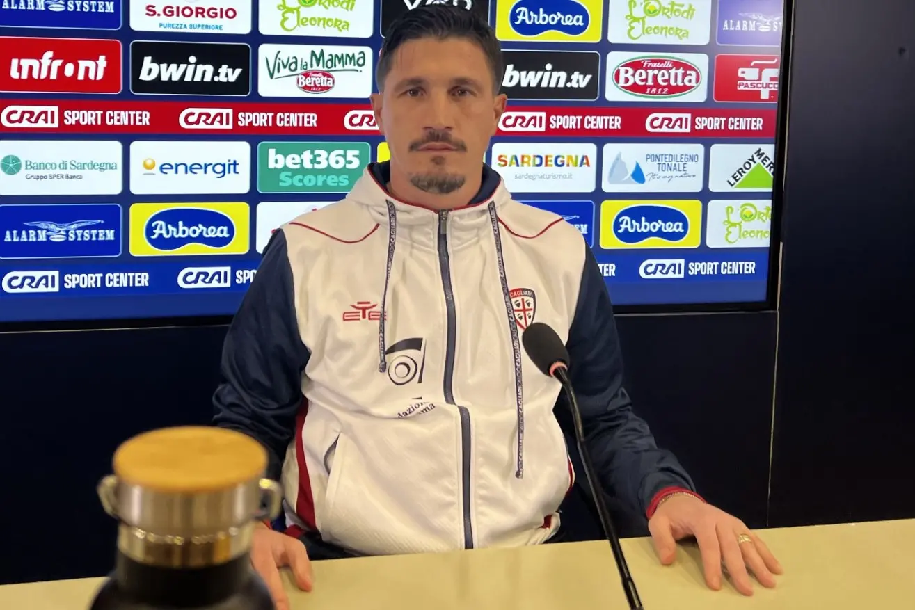 Fabio Pisacane in conferenza stampa prima di Roma-Cagliari (Gaggini)