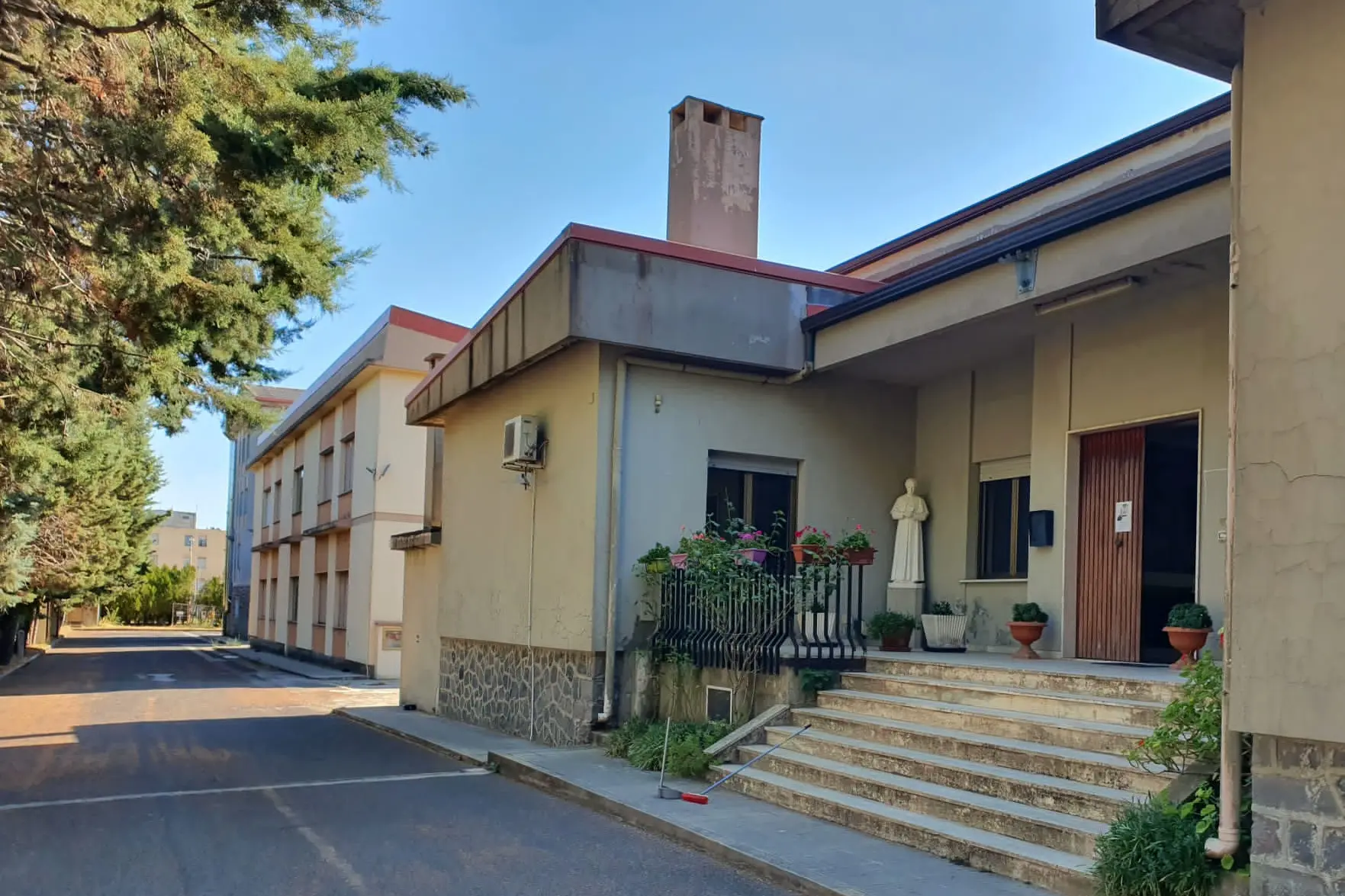 Il complesso che ospitò l'istituto delle suore salesiane