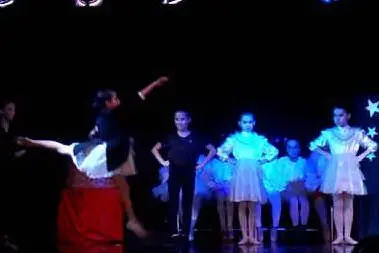 I bambini dell'oratorio impegnati nelle prove