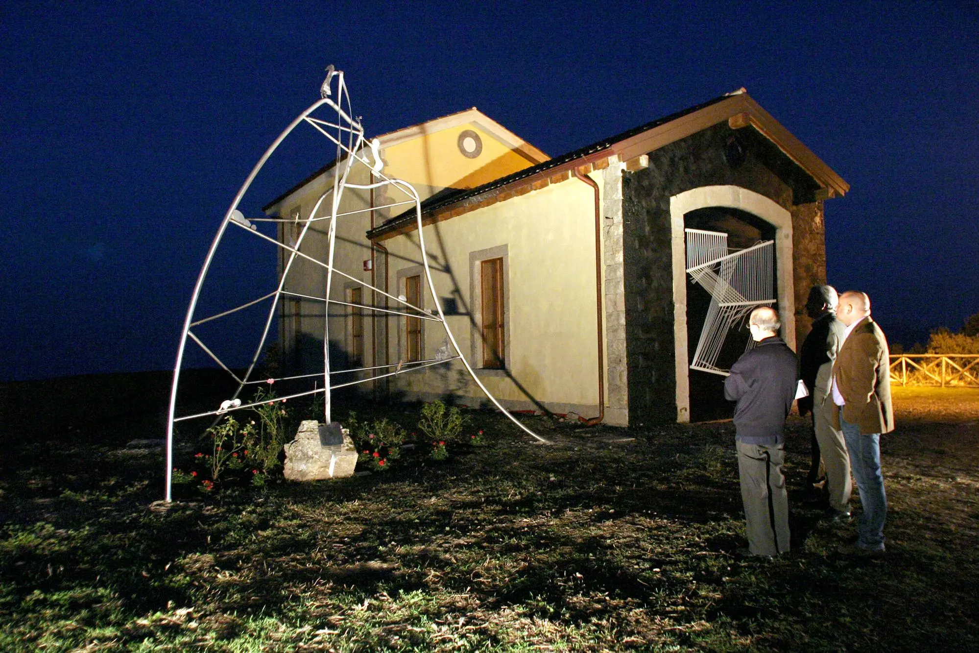 La stazione dell'arte di Ulassai (L'Unione Sarda)