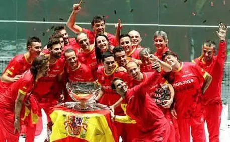 Nell'ultima edizione, che ha rivoluzionato il format della competizione, ha vinto la Spagna trascinata da uno strepitoso Rafael Nadal