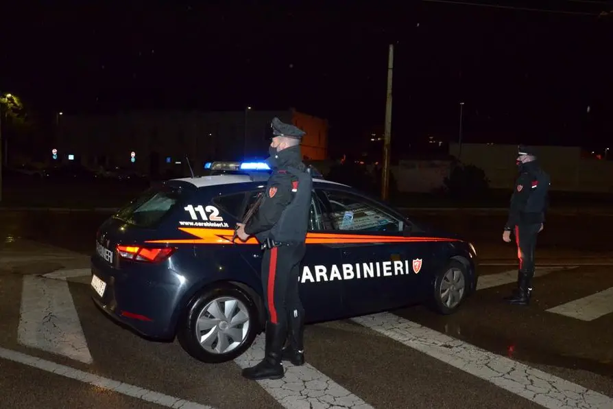 (foto carabinieri)