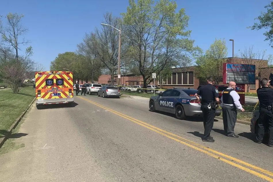 (Foto Twitter-Polizia di Knoxville)