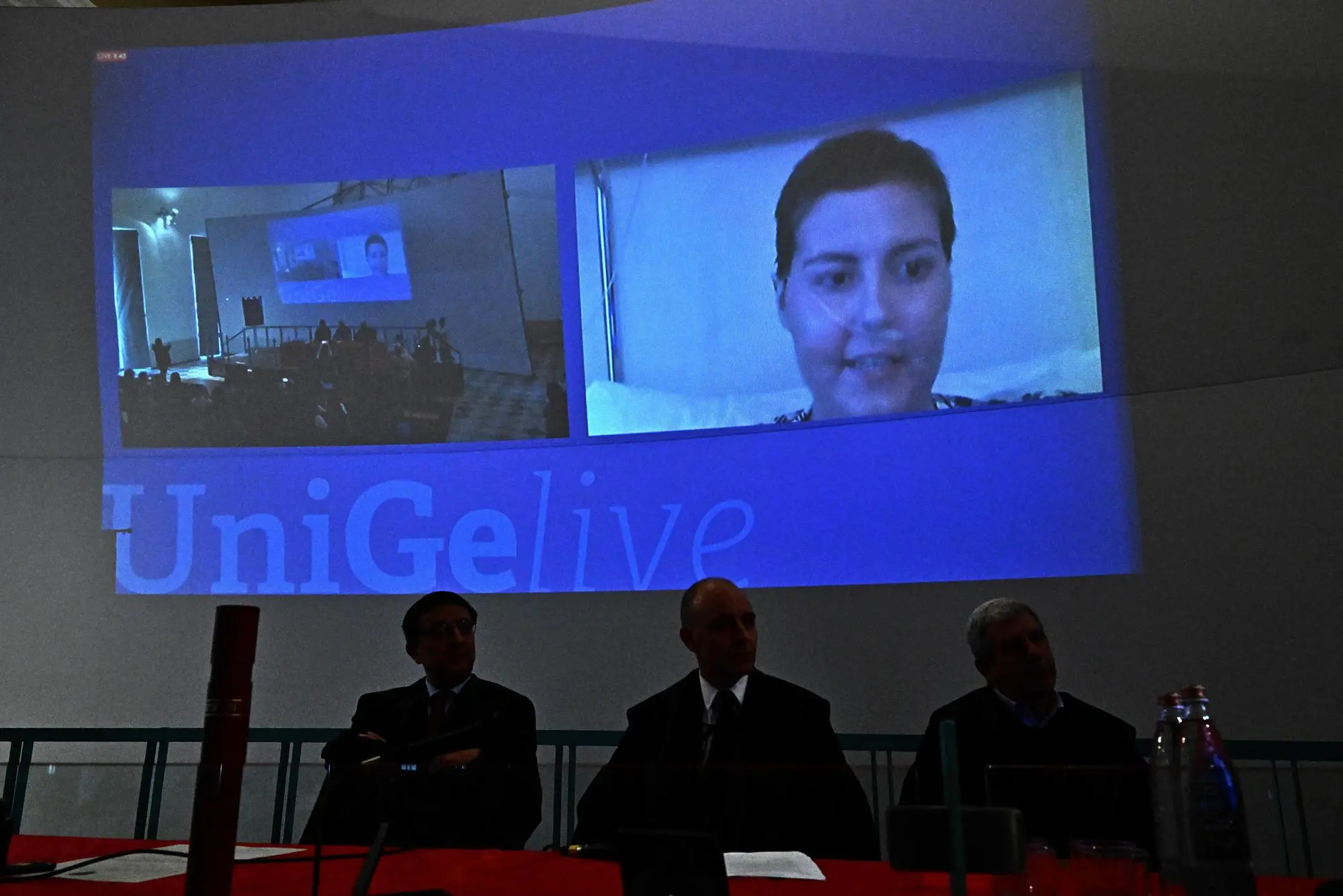 Sofia Sacchitelli, in collegamento con l'Università di Genova nel corso di una cerimona di premiazione per il suo impegno (Ansa)