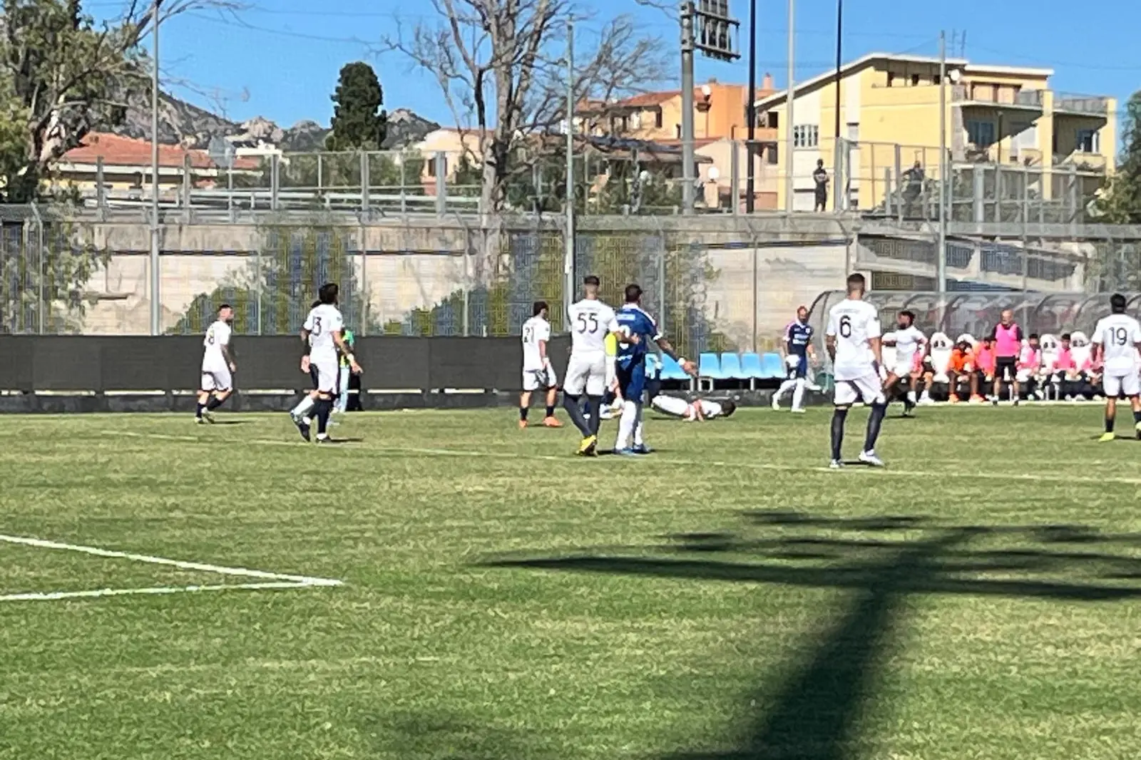 Lucarelli con la maglia numero 6 nella gara con l'Atletico Lodigiani (foto Ilenia Giagnoni)