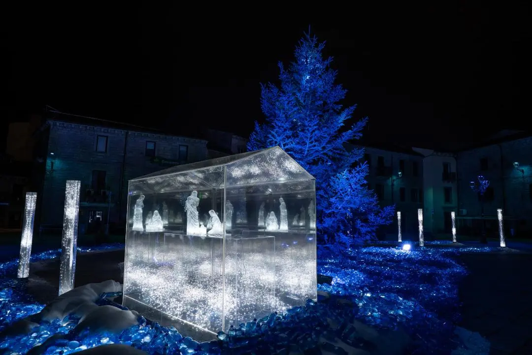 L'installazione “Way to the Child” in Piazza Gallura a Tempio (foto concessa)