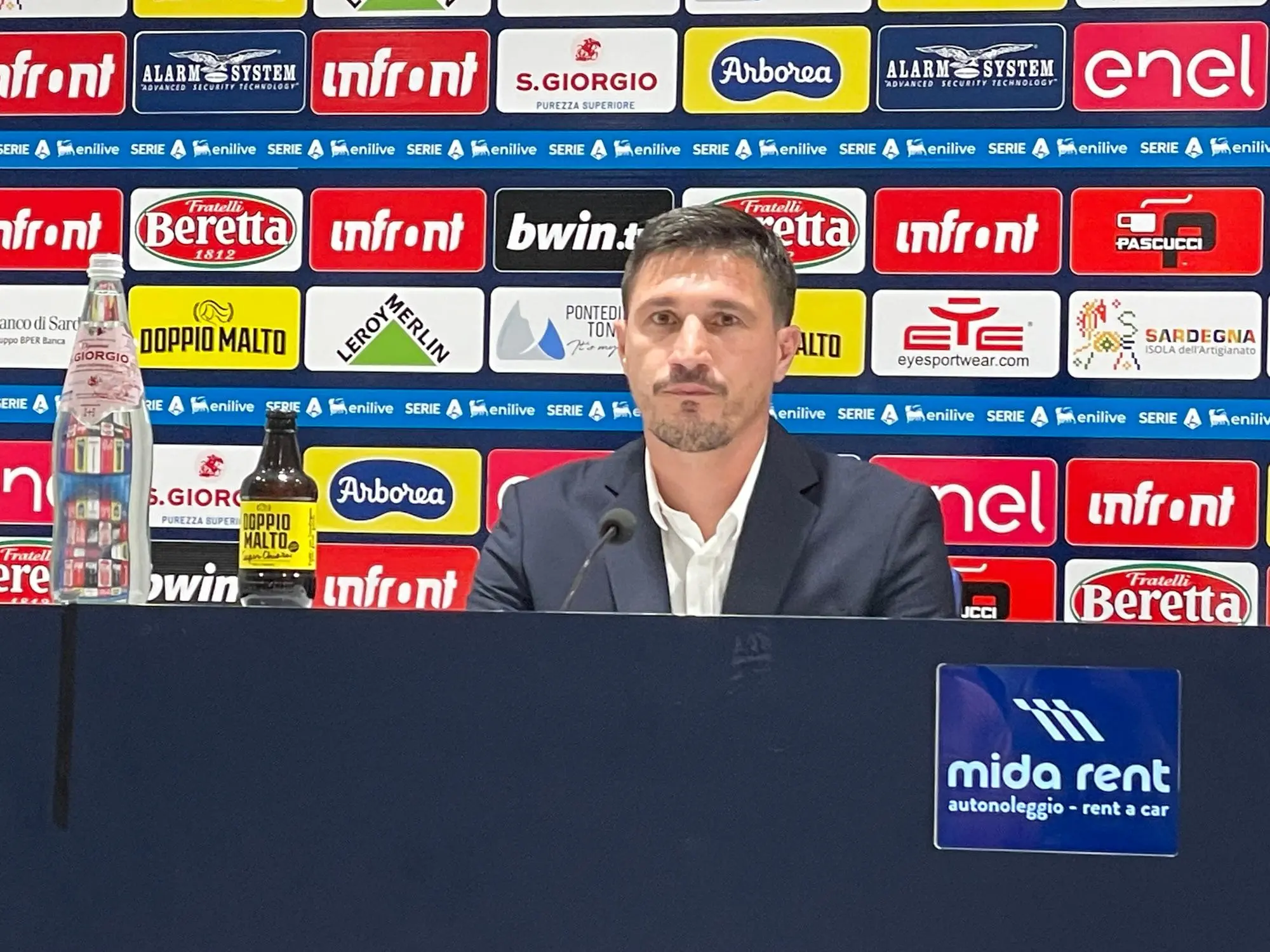 Fabio Pisacane, nuovo allenatore del Cagliari (foto Spignesi)