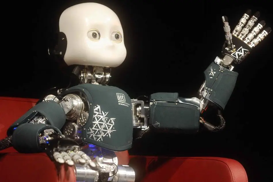 Il robot italiano Icub (foto da wikipedia)
