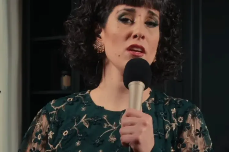 La cantante Maria Esteban (foto concessa)