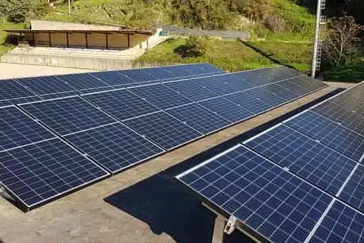 I pannelli fotovoltaici installati nei giorni scorsi (foto concessa dal Comune)