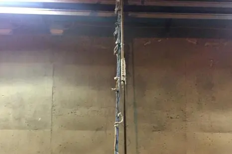 Segano le sbarre del carcere e fuggono calandosi con le lenzuola (immagine simbolo, foto Ansa)