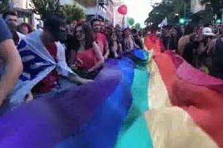 Sassari, in marcia per i diritti: i colori del Sardegna Pride