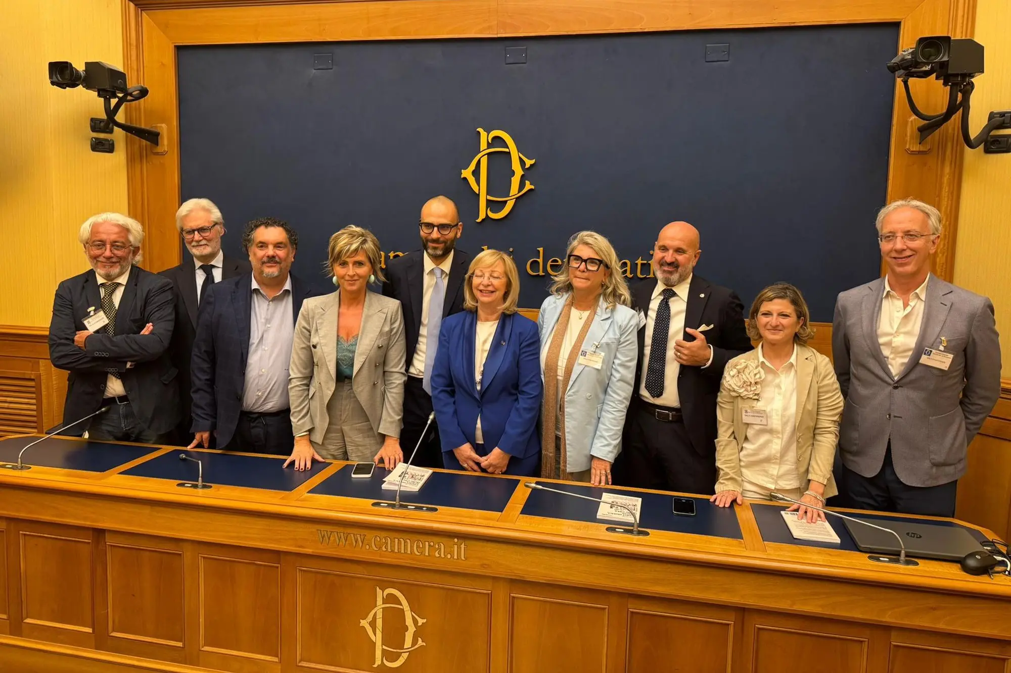 La presentazione del volume, Giovanni Antonio Sanna è il terzo da sinistra