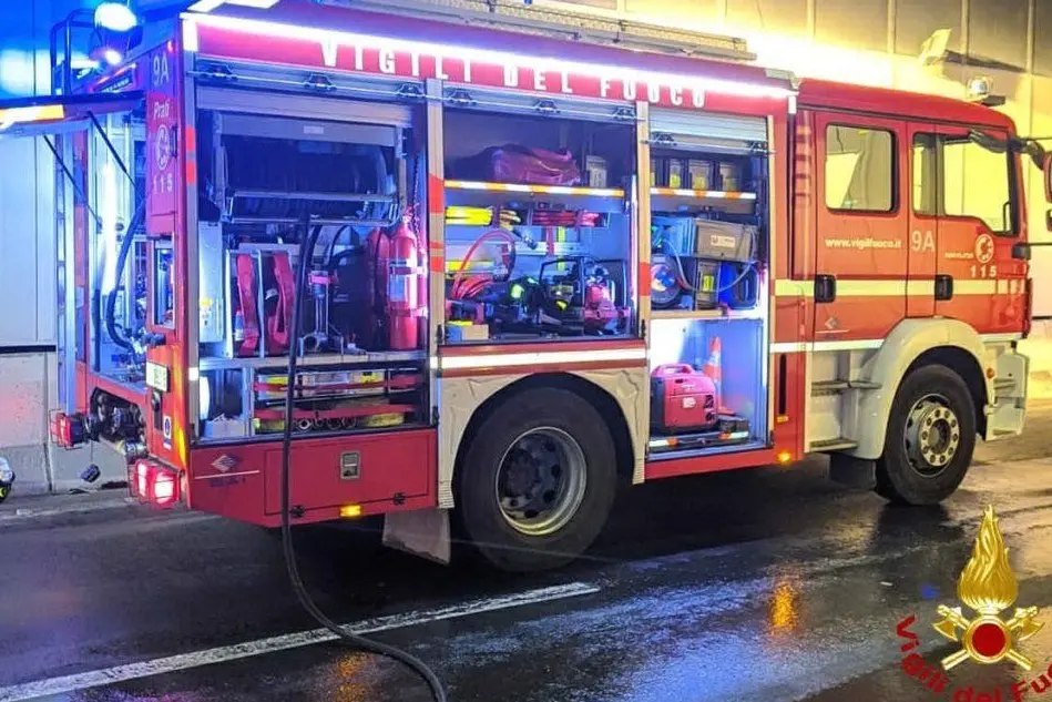 Foto simbolo (Twitter - Vigili del fuoco)