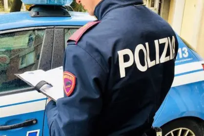 Polizia (Ansa)
