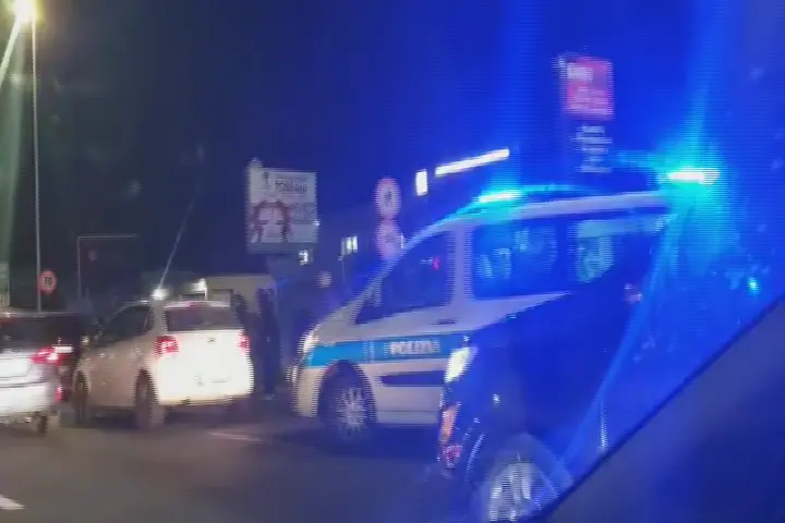 L'incidente stradale sull'Asse Mediano, con un tamponamento a catena tra tre auto