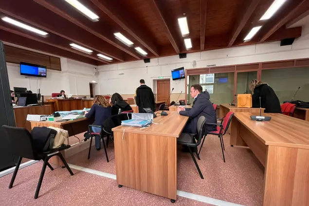 Eugenio Zoffili depone in tribunale a Nuoro