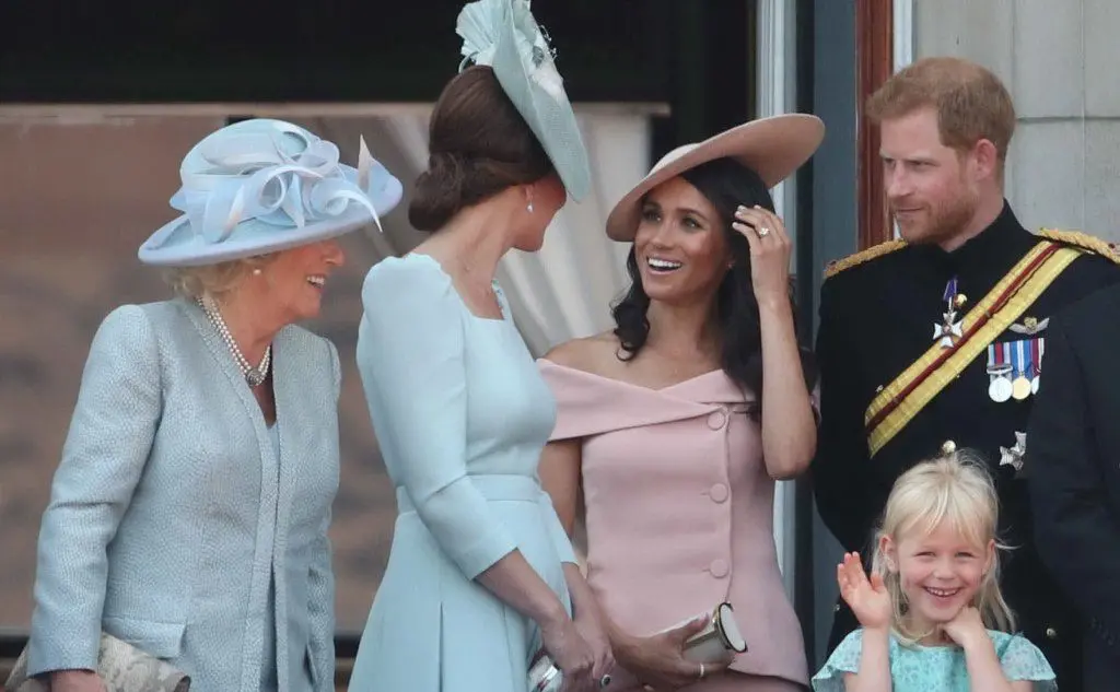 Regno Unito, duchesse in pastello per l'annuale parata