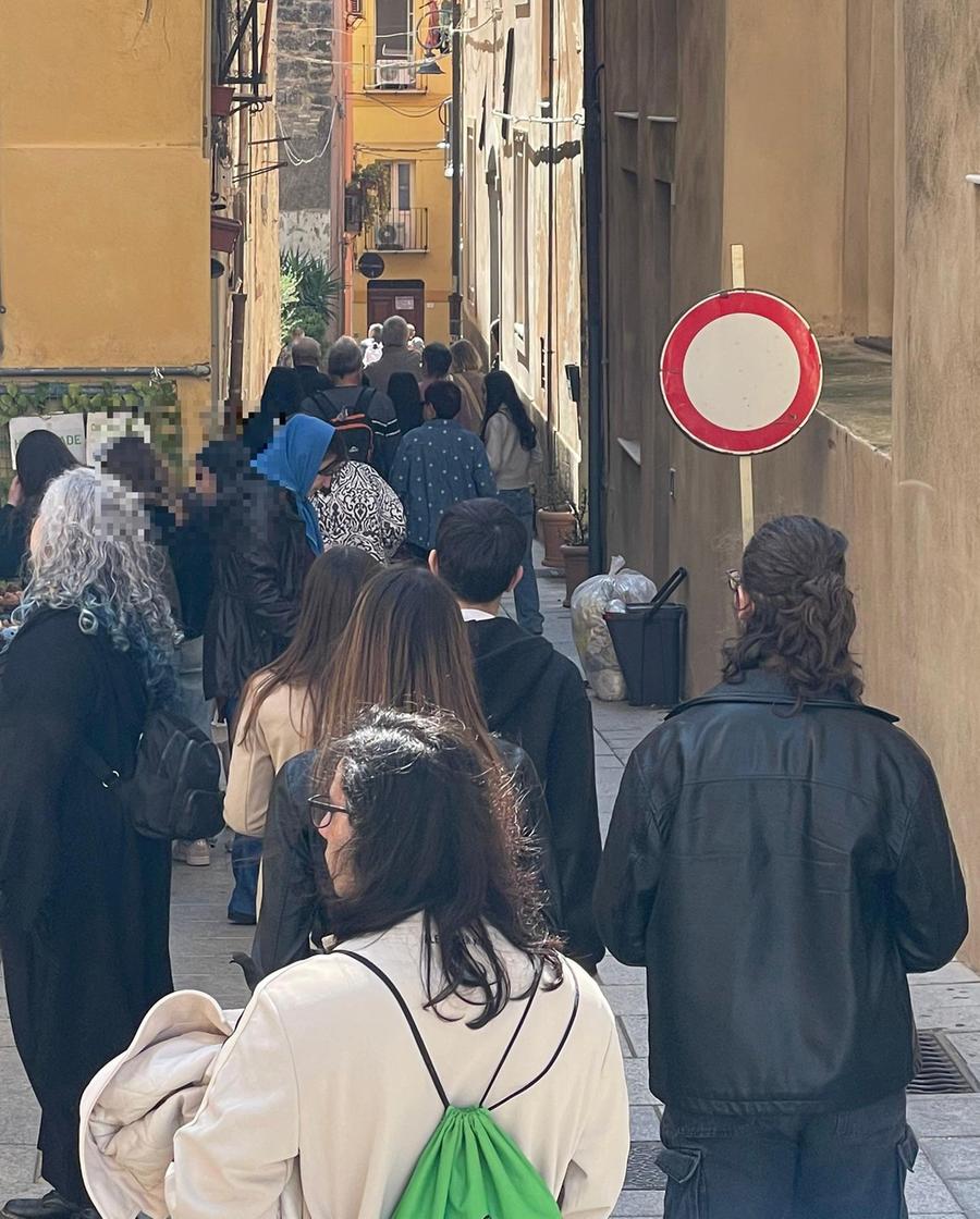 Castello ostaggio dei crocieristi