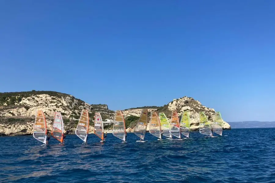 Una gara di Windsurf (foto concessa da Andrea Melis)