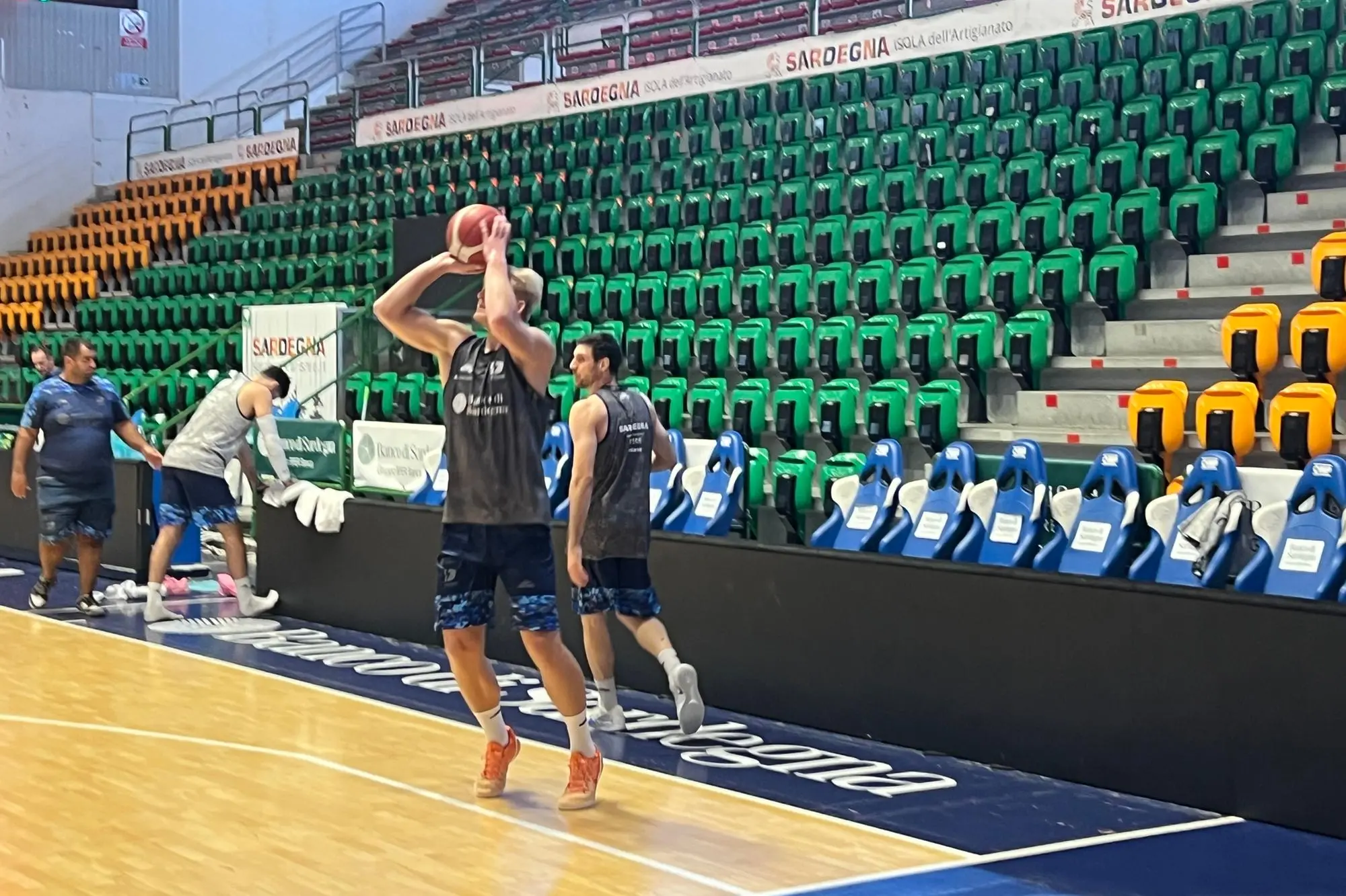 Jonas Riismaa, suo il canestro della vittoria (foto G. Marras)