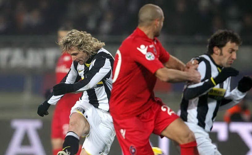 Pavel Nedved in campo (Ansa)