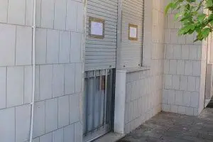 Nuoro: l'ingresso dell'appartamento