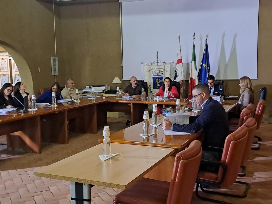 Tutela dei prodotti alimentari: polemiche in Consiglio comunale