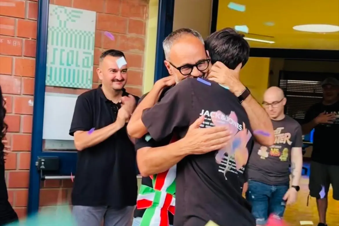 Il neo sindaco Vacca assieme al figlio Federico (foto concessa)