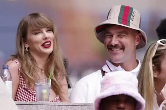 Taylor Swift e Travis Kelce si sono sposati a New York