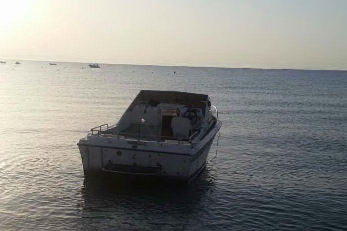 Nuovo sbarco sulla spiaggia di Chia: fermati venti migranti algerini