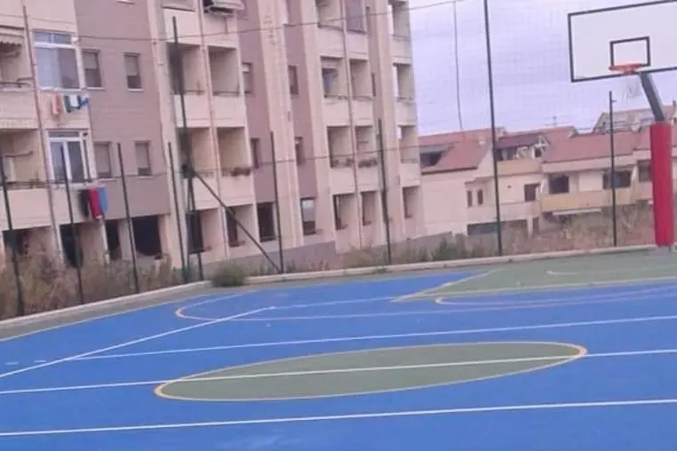 Il campo di basket di Sant'Orsola (foto Tellini)