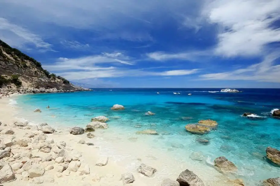 Il litorale di Baunei (foto Sardegna Turismo)