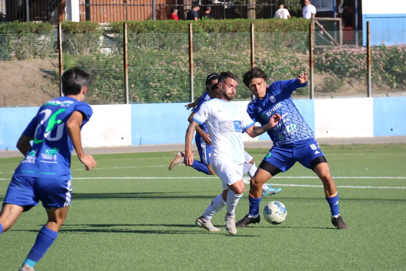 Monastir-Budoni nella scorsa stagione: le due squadre si affronteranno in Serie D, da neopromosse (foto Maria Elena Carboni - ASD Monastir 1983)