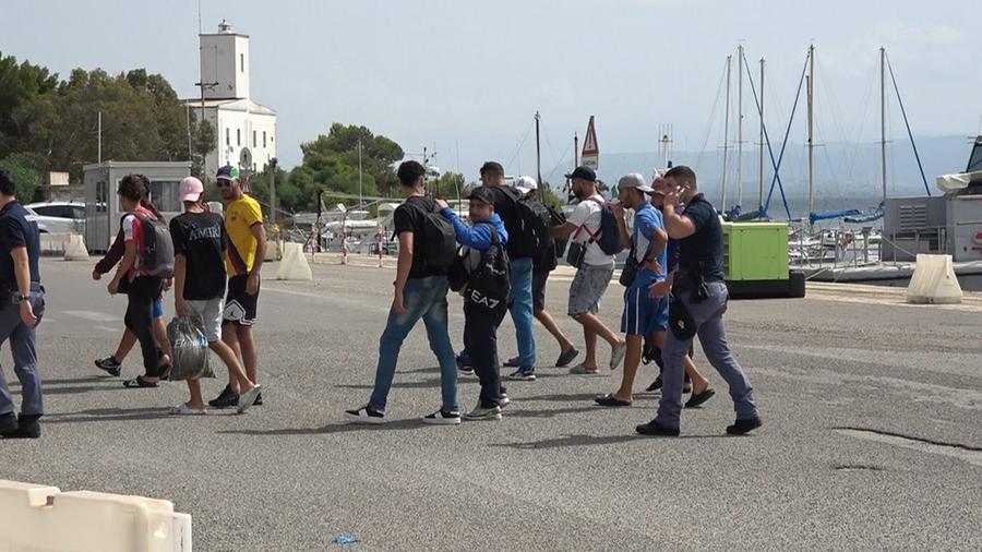 L’estate di San Martino favorisce gli sbarchi in Sardegna: 82 migranti in poche ore