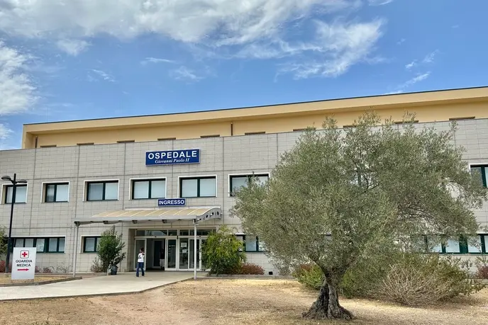 L'ospedale Giovanni Paolo II a Olbia (Ansa)